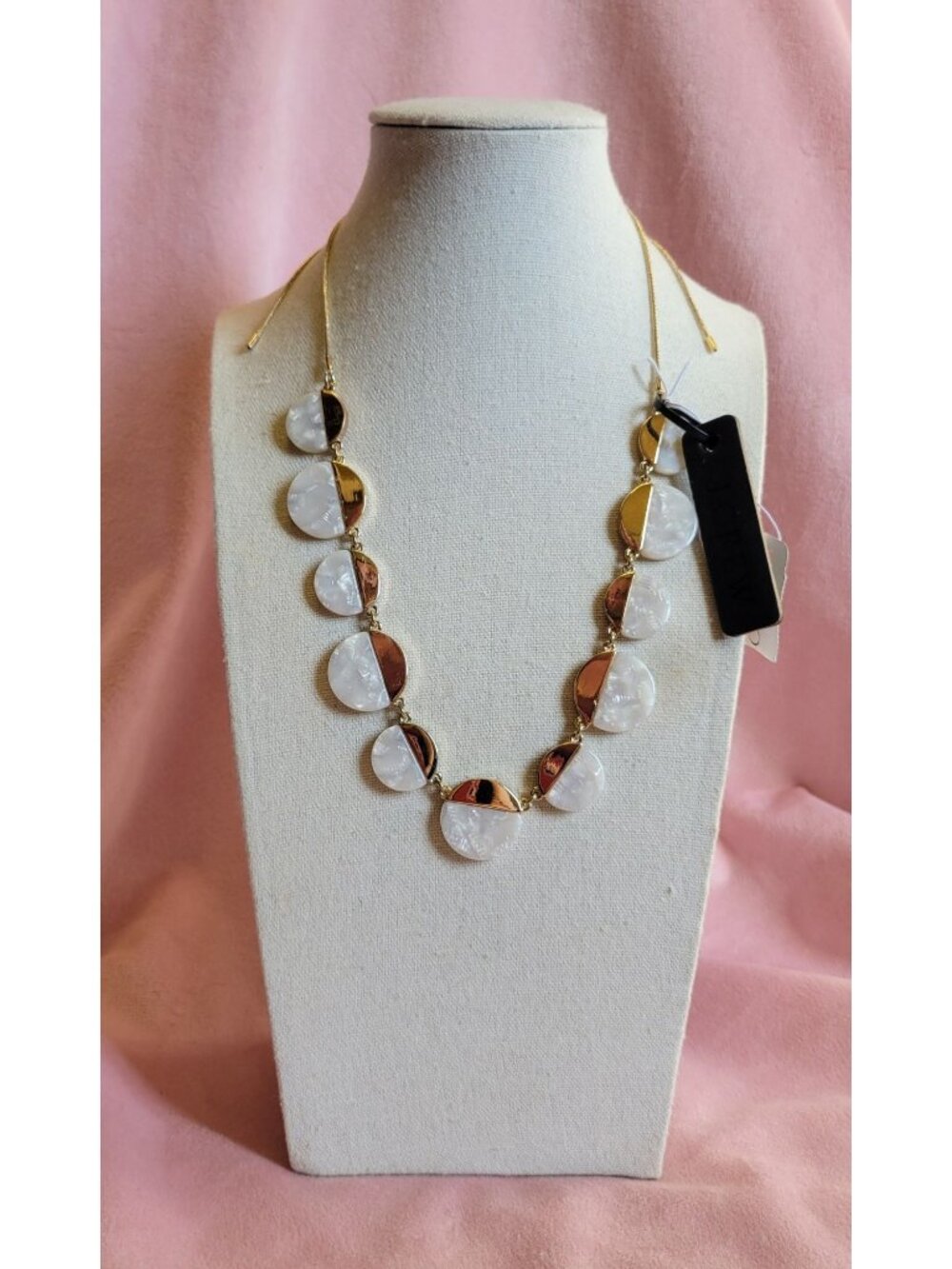 J. Crew NWT Gold Tone Mother Of Pearl Disk Classy Adjustable Necklace N1F